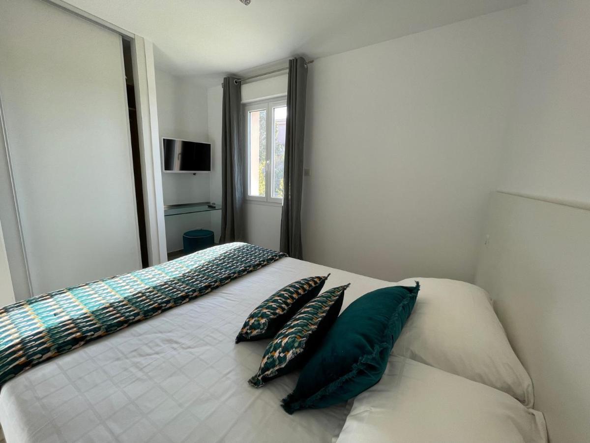 Residence Des Iles LʼÎle-Rousse エクステリア 写真